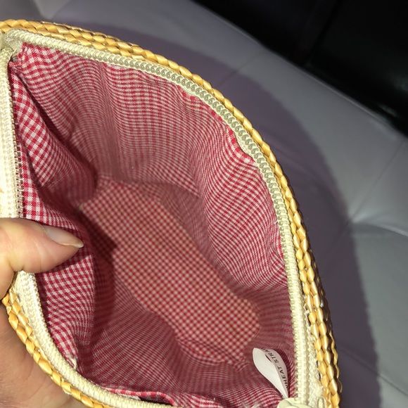 Wheat Straw Woven Purse-Natural Color-Floral Detail-6x7 - Picture 14 of 15